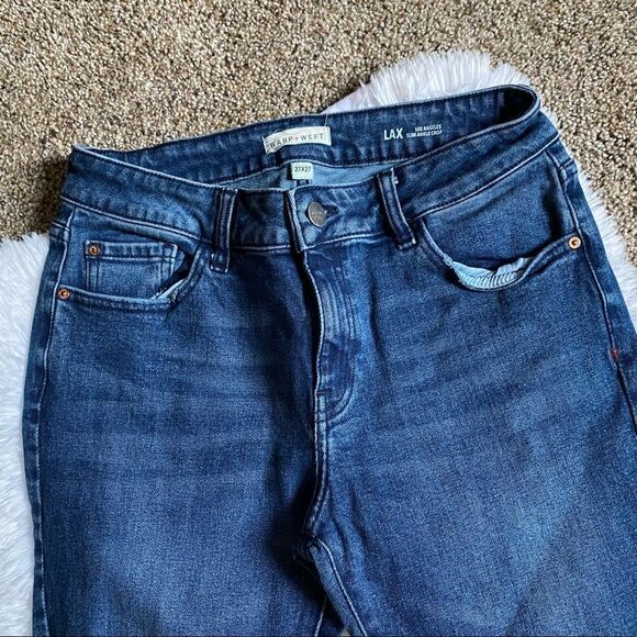 Warp & Weft Distressed LAX Slim Ankle Crop Jeans Women’s Size 27 Blue - Picture 7 of 8